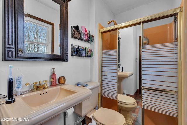 101 Jacobstown Road, New Egypt, NJ 08533