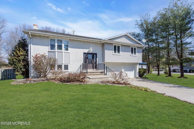 101 Jacobstown Road, New Egypt, NJ 08533