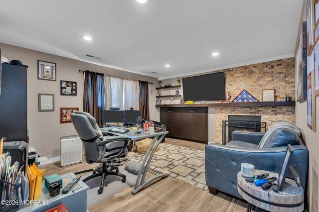 101 Jacobstown Road, New Egypt, NJ 08533