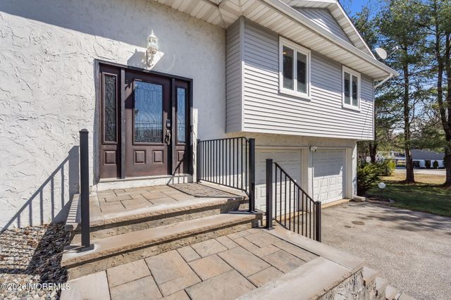 101 Jacobstown Road, New Egypt, NJ 08533