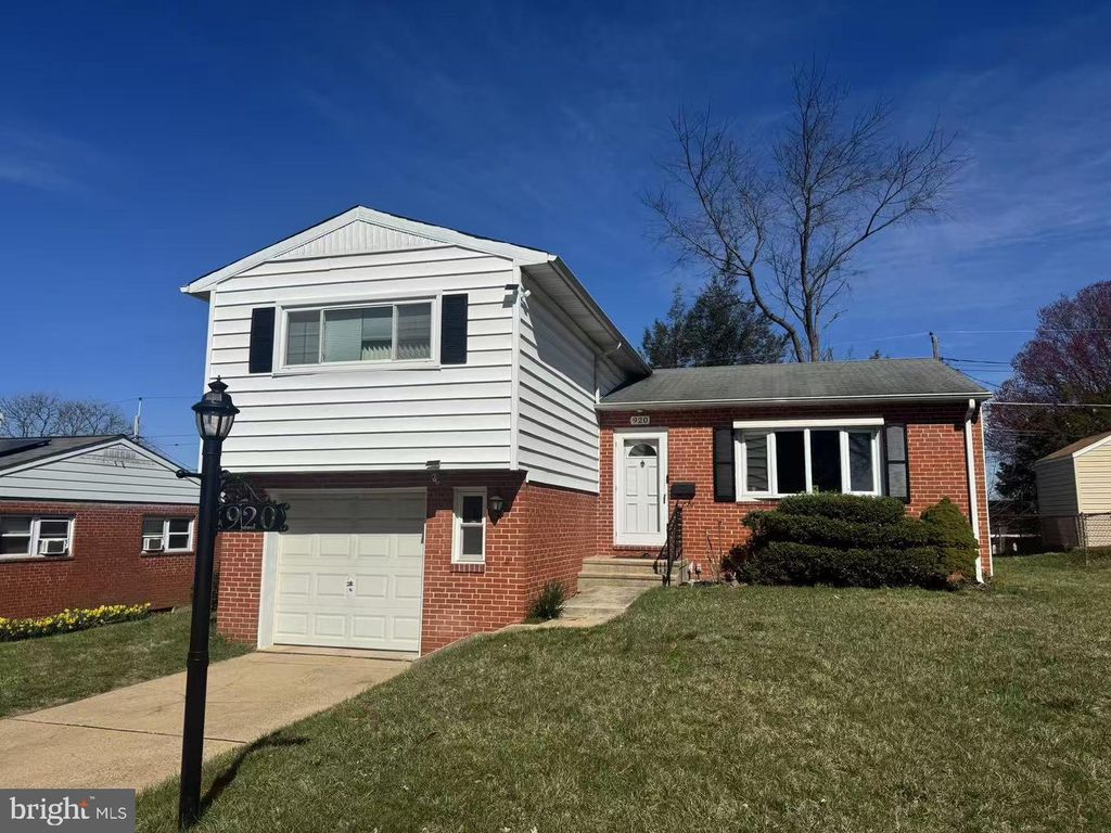 920 VANDERWOOD, Baltimore, MD 21228