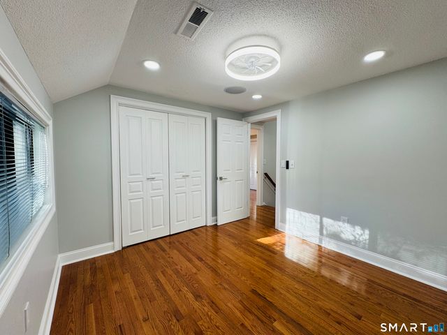 2 Highland Square 2, Avon, CT 06001