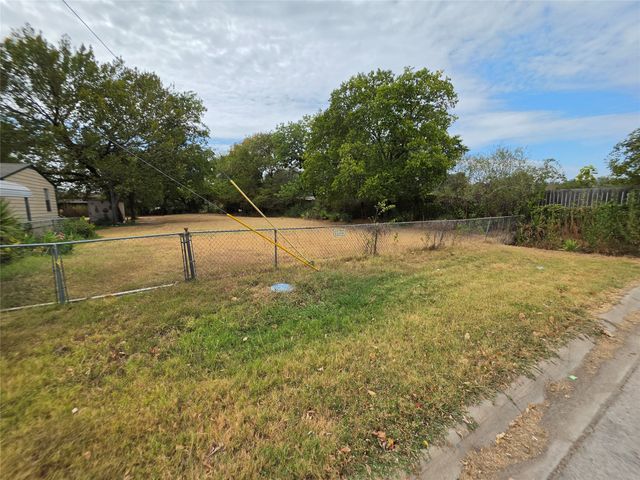 701 Angus Drive, Dallas, TX 75217