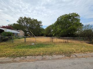 701 Angus Drive, Dallas, TX 75217