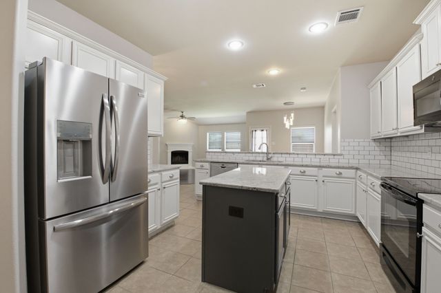 125 Meadow Crest Drive, Princeton, TX 75407