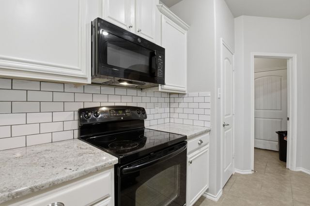 125 Meadow Crest Drive, Princeton, TX 75407