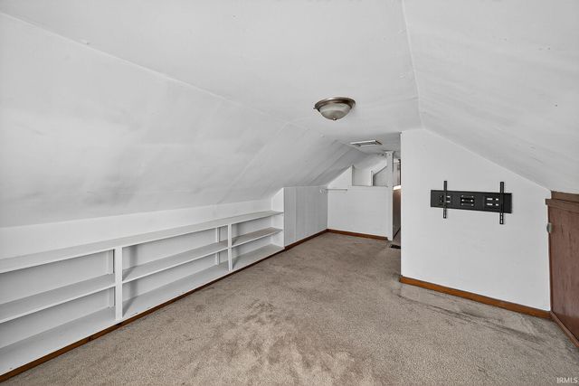 2106 Hollywood Place, South Bend, IN 46616