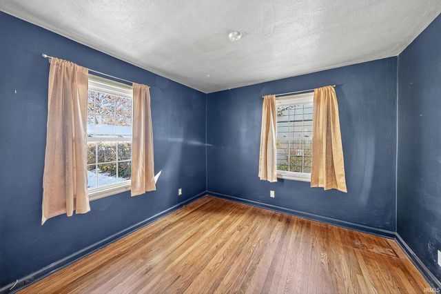 2106 Hollywood Place, South Bend, IN 46616