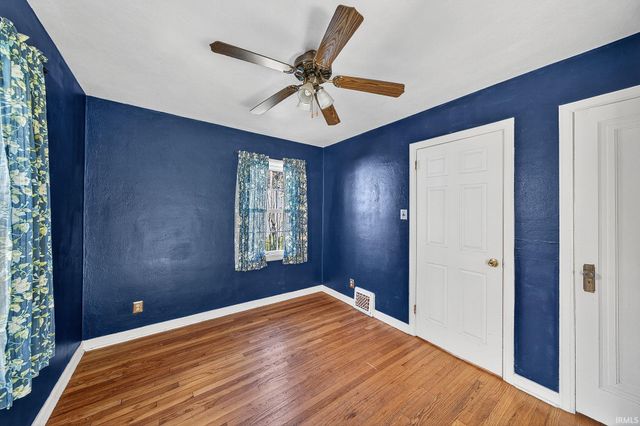 2106 Hollywood Place, South Bend, IN 46616