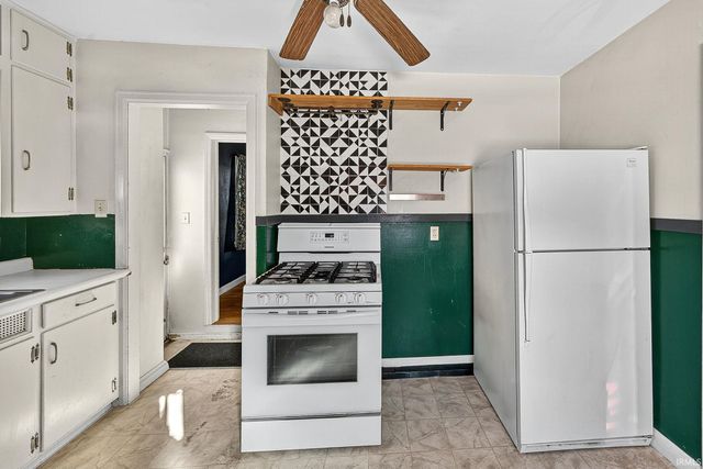 2106 Hollywood Place, South Bend, IN 46616