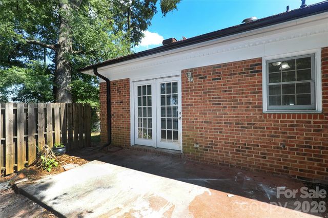 1214 E Franklin Boulevard A, Gastonia, NC 28054
