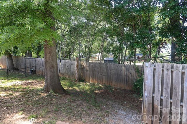 1214 E Franklin Boulevard A, Gastonia, NC 28054