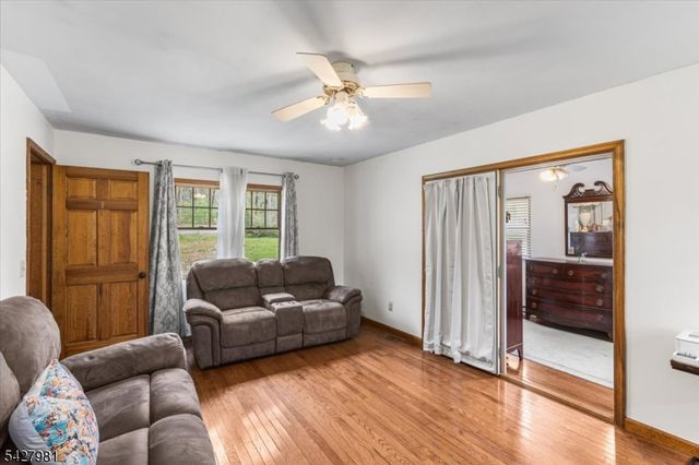 17 Clove Rd, Montague Twp., NJ 07827