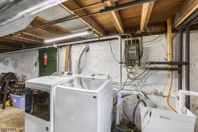 17 Clove Rd, Montague Twp., NJ 07827