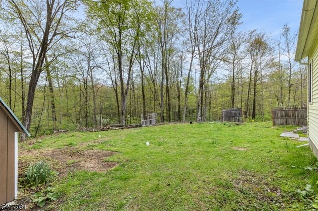 17 Clove Rd, Montague Twp., NJ 07827
