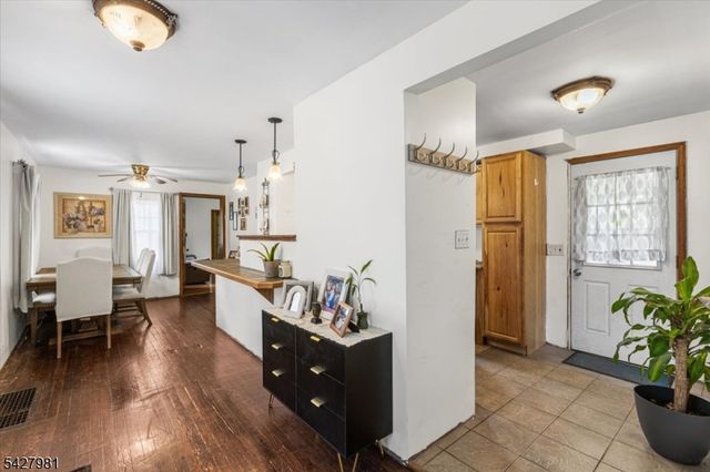 17 Clove Rd, Montague Twp., NJ 07827