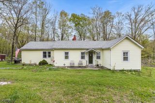 17 Clove Rd, Montague Twp., NJ 07827