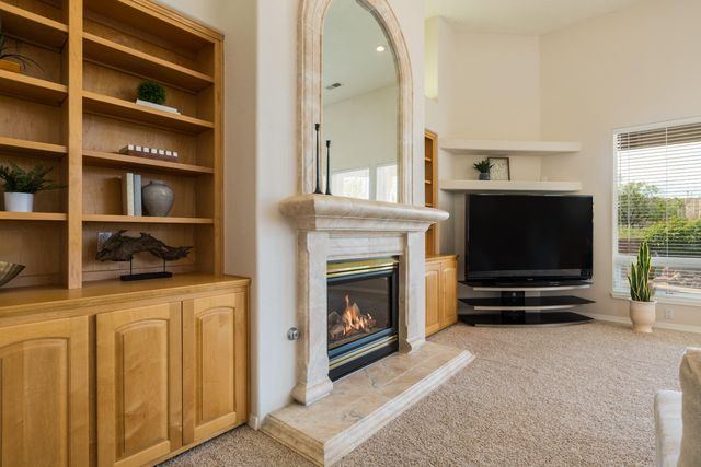 13215 Canyon Edge Trail NE, Albuquerque, NM 87111