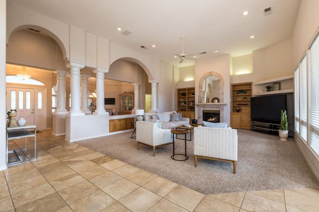 13215 Canyon Edge Trail NE, Albuquerque, NM 87111
