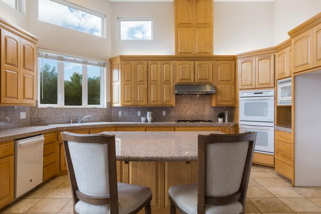 13215 Canyon Edge Trail NE, Albuquerque, NM 87111