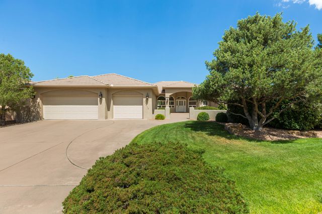 13215 Canyon Edge Trail NE, Albuquerque, NM 87111