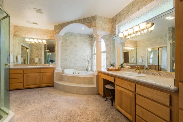 13215 Canyon Edge Trail NE, Albuquerque, NM 87111