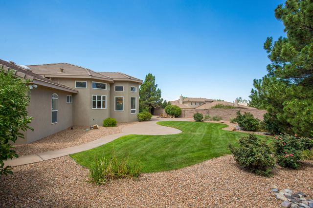 13215 Canyon Edge Trail NE, Albuquerque, NM 87111