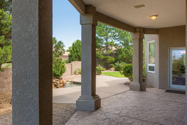 13215 Canyon Edge Trail NE, Albuquerque, NM 87111