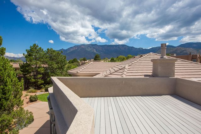 13215 Canyon Edge Trail NE, Albuquerque, NM 87111