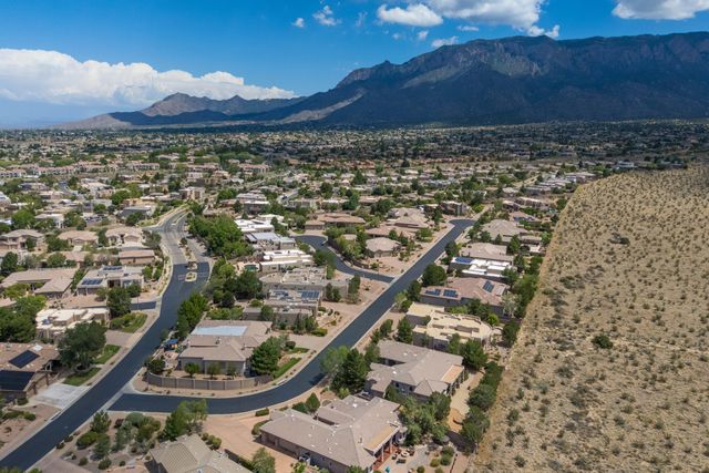 13215 Canyon Edge Trail NE, Albuquerque, NM 87111