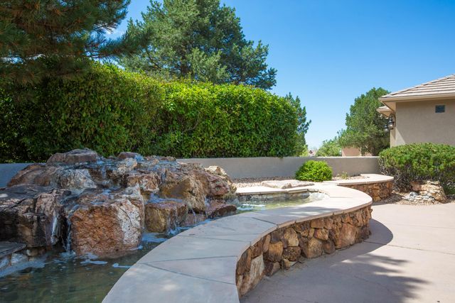 13215 Canyon Edge Trail NE, Albuquerque, NM 87111