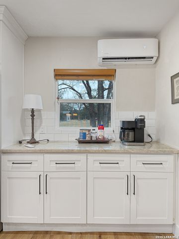 196 Rock Bottom, Hunt, TX 78024