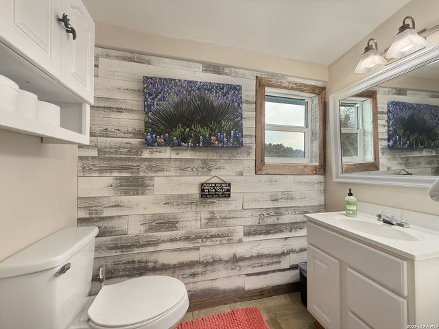 196 Rock Bottom, Hunt, TX 78024