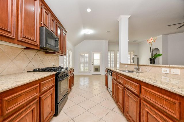 14415 Leaning Aspen Court, Cypress, TX 77429