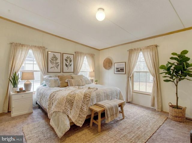 110 FROG POND HOLW, Abbottstown, PA 17301