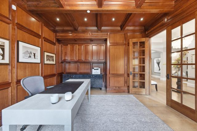 530 Barbara Way, Hillsborough, CA 94010