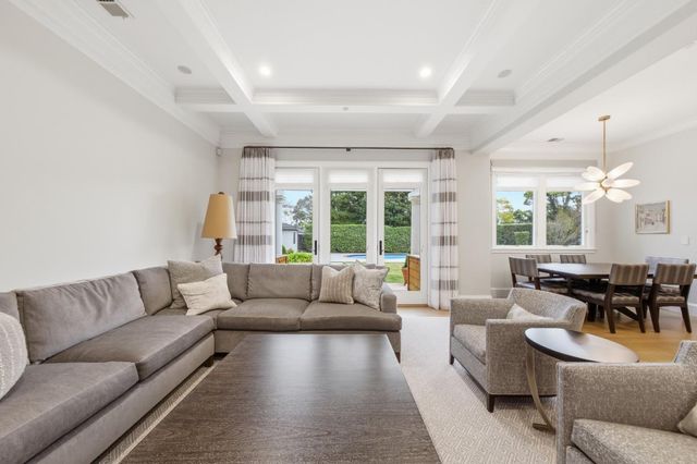 530 Barbara Way, Hillsborough, CA 94010