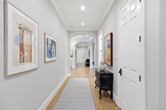 530 Barbara Way, Hillsborough, CA 94010