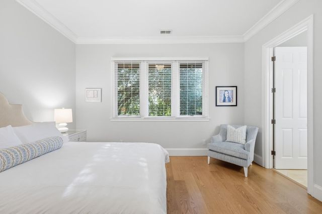 530 Barbara Way, Hillsborough, CA 94010