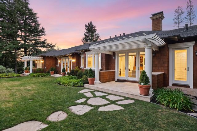 530 Barbara Way, Hillsborough, CA 94010