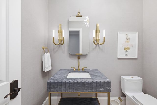 530 Barbara Way, Hillsborough, CA 94010