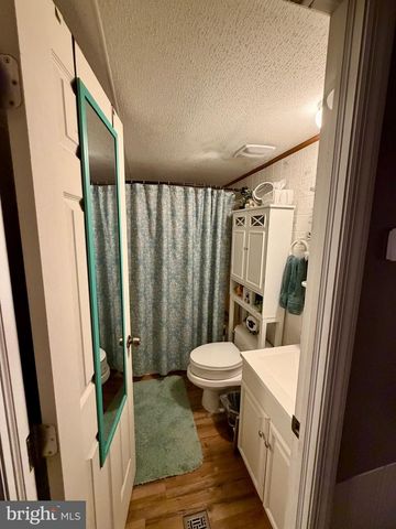 19 SUNFLOWER DR, Ephrata, PA 17522