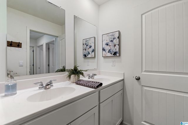 6566 CREEK CIRCLE, Helena, AL 35022