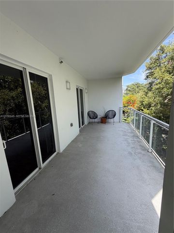 652 NE 63rd St 404, Miami, FL 33138