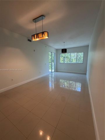 652 NE 63rd St 404, Miami, FL 33138