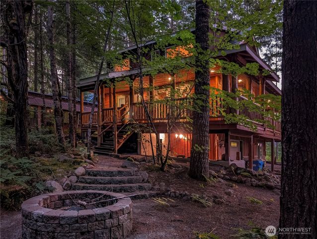 170 Terrace Way, Packwood, WA 98361