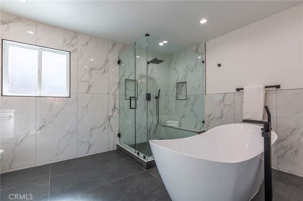 Image 26 of property listing at 17008 Tennyson, Granada Hills, CA 91344