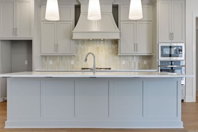 67 Mountain Brook Road, Little Rock, AR 72223