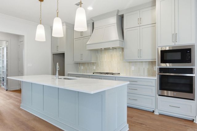 67 Mountain Brook Road, Little Rock, AR 72223