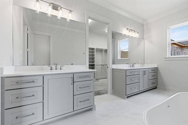 67 Mountain Brook Road, Little Rock, AR 72223